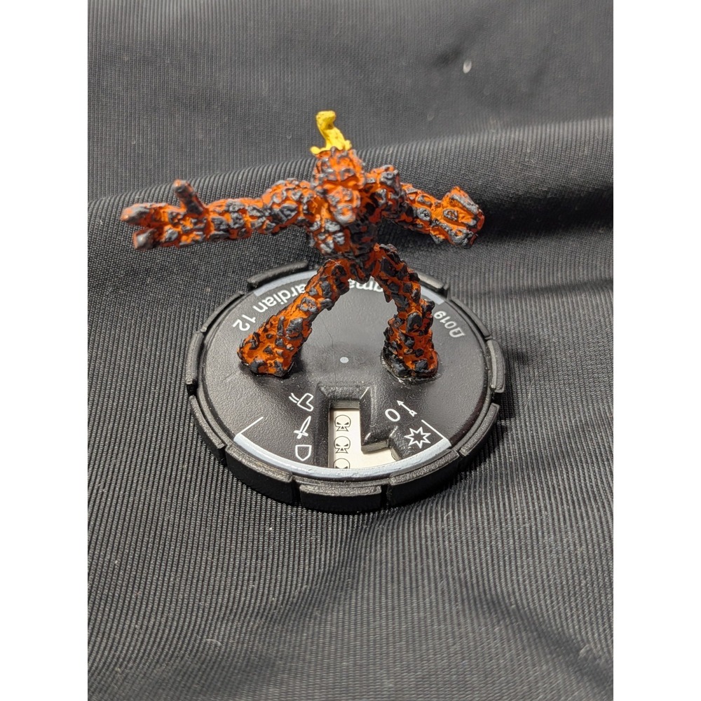 Mage Knight Dungeons 2001 #020 Magma Guardian WizKids Mini Figures -
